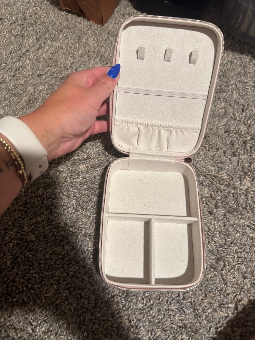 Portable Jewelry & Accessory Travel Case - Light Pink